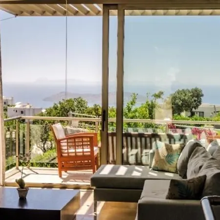 Vila Geris Sleeps 6 With Pool And Air Con